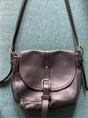 Black Leather Crossbody Saddle Bag by Montréal designer Kimberly Fletcher
